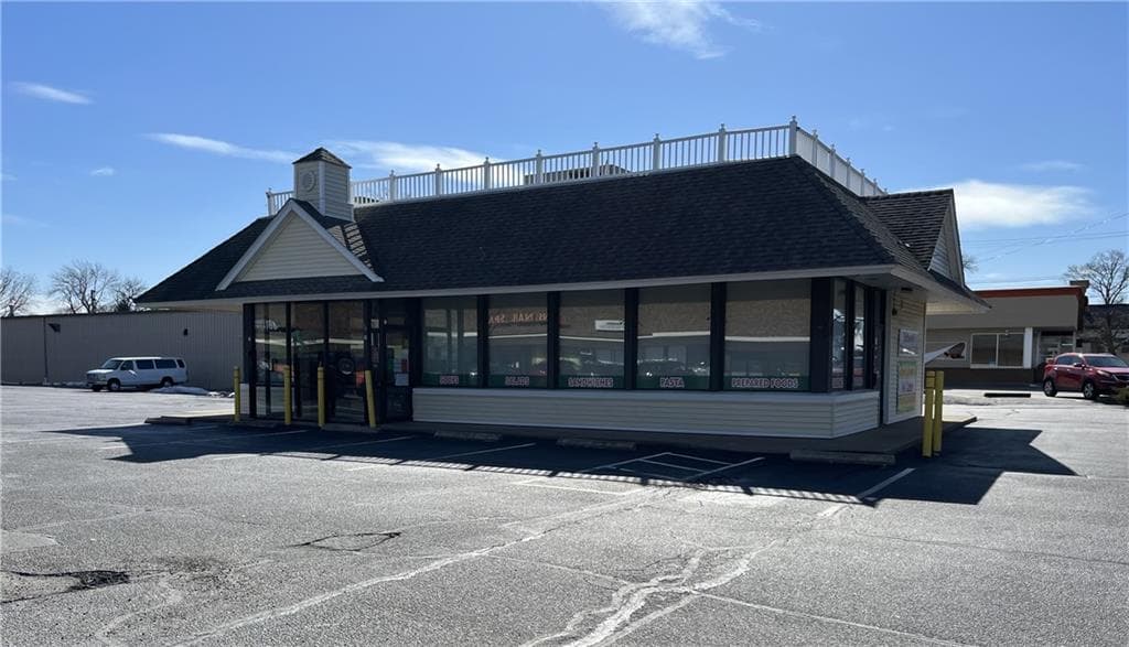 400 Warwick Avenue - Photo 2