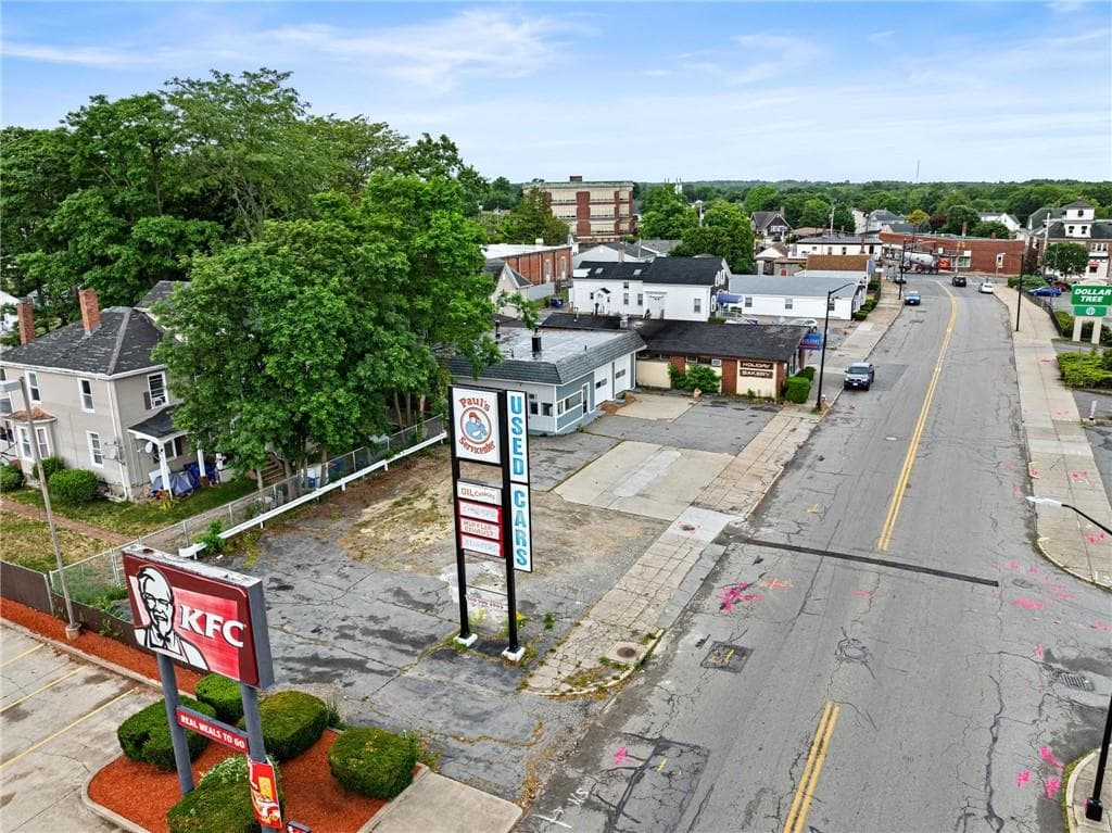 2147 Acushnet Avenue - Photo 3