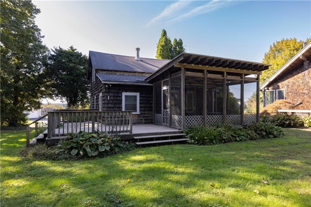 48 Ocean Avenue - Photo 2