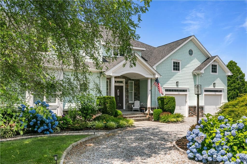 121 Seaside Drive - Photo 4