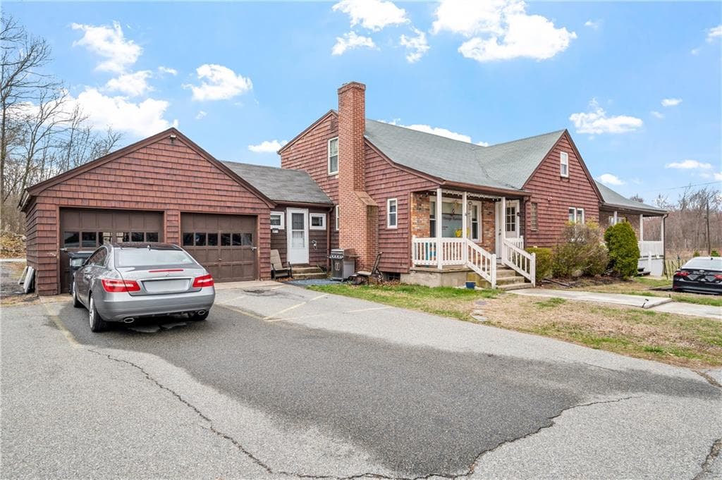 2220 Diamond Hill Road - Photo 3