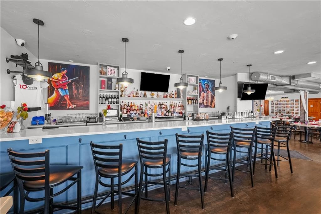 1091 Main Street - Photo 3