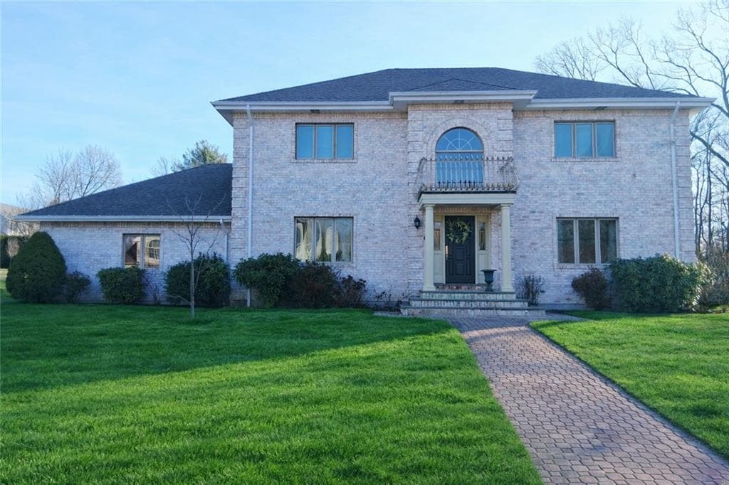 25 linfield Circle - Photo 1