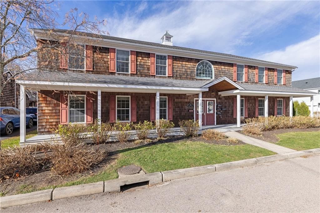 14 Clinton Avenue - Photo 2