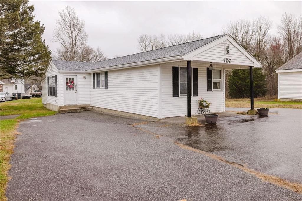 107 Walker Street - Photo 3