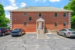 352 Park Avenue - Photo 2