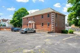 352 Park Avenue - Photo 3