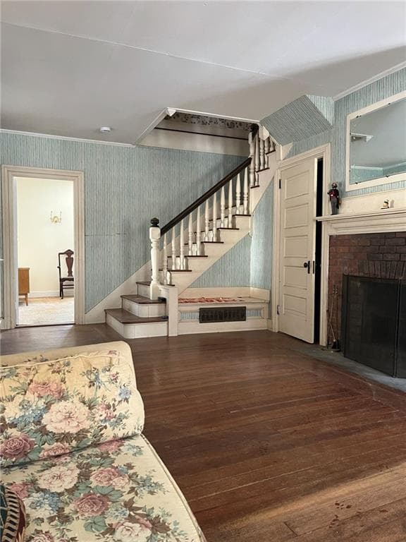 127 Longfellow Road - Photo 2