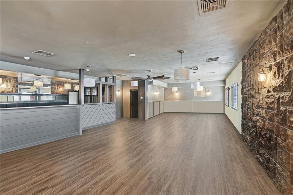 332 Farnum Pike - Photo 5