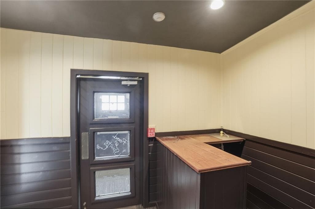 332 Farnum Pike - Photo 4