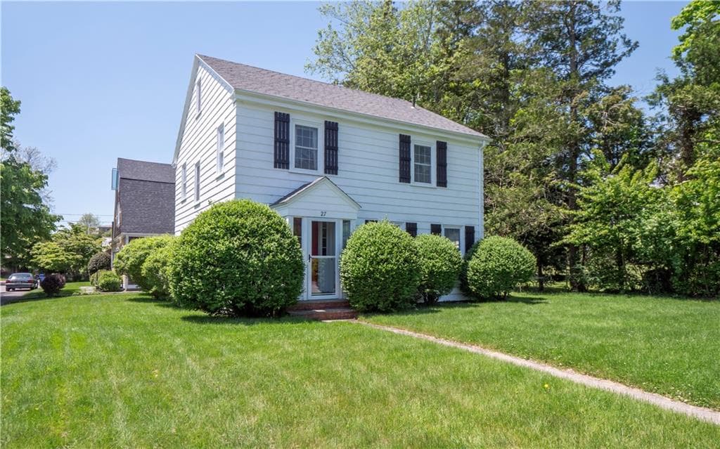 27 Red Cross Avenue - Photo 2