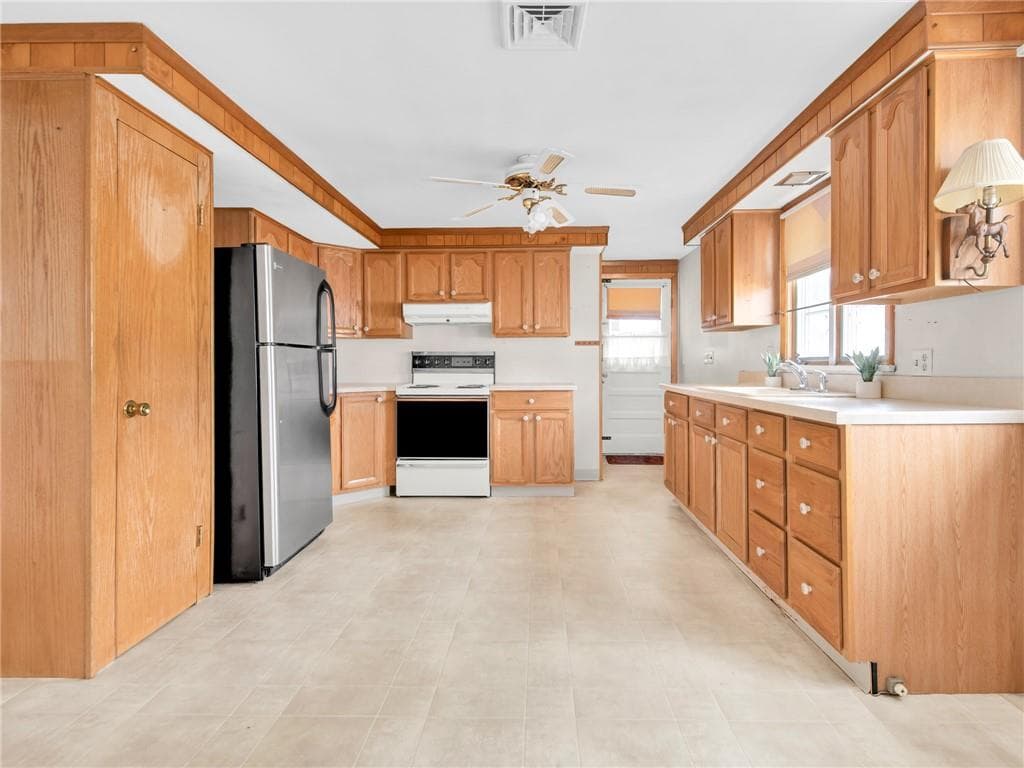 106 Coyle Avenue - Photo 5