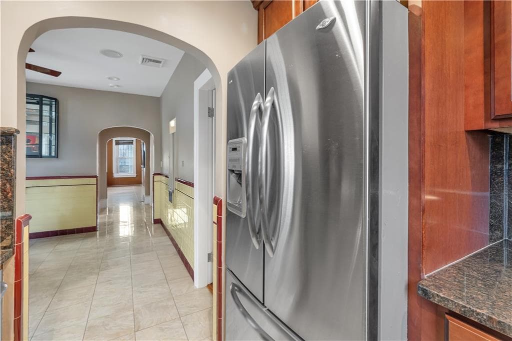 711 Academy Avenue #2 - Photo 4