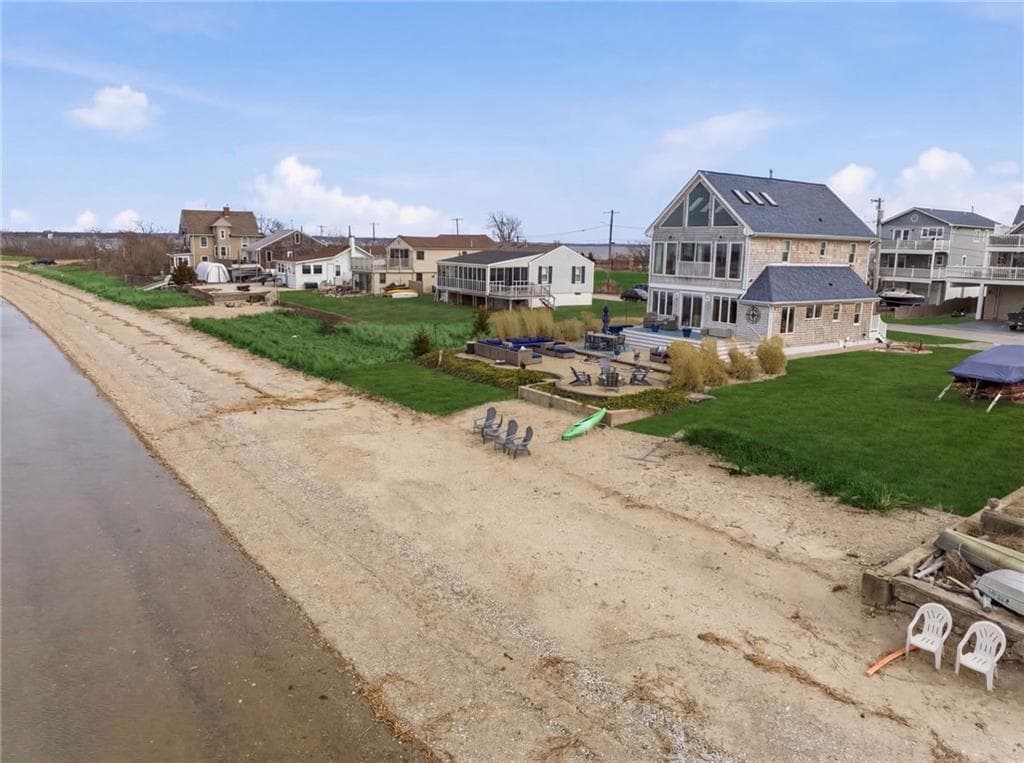 360 Shawomet Avenue - Photo 3