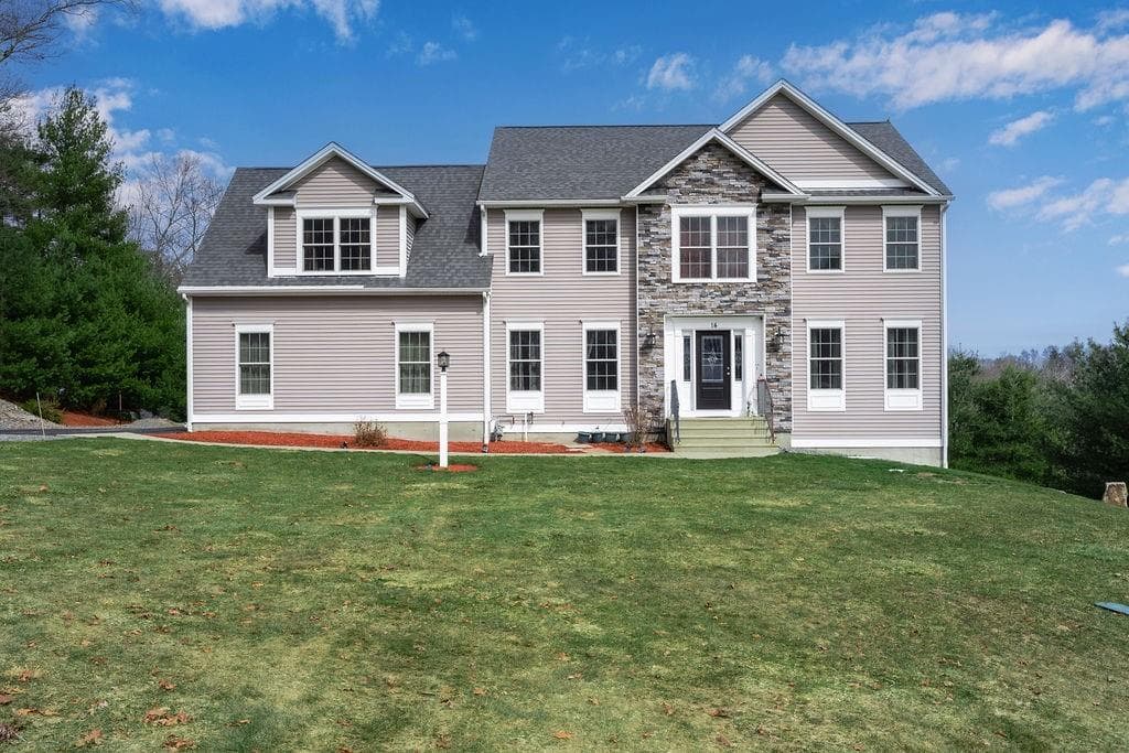 14 Longbrook Drive - Photo 2