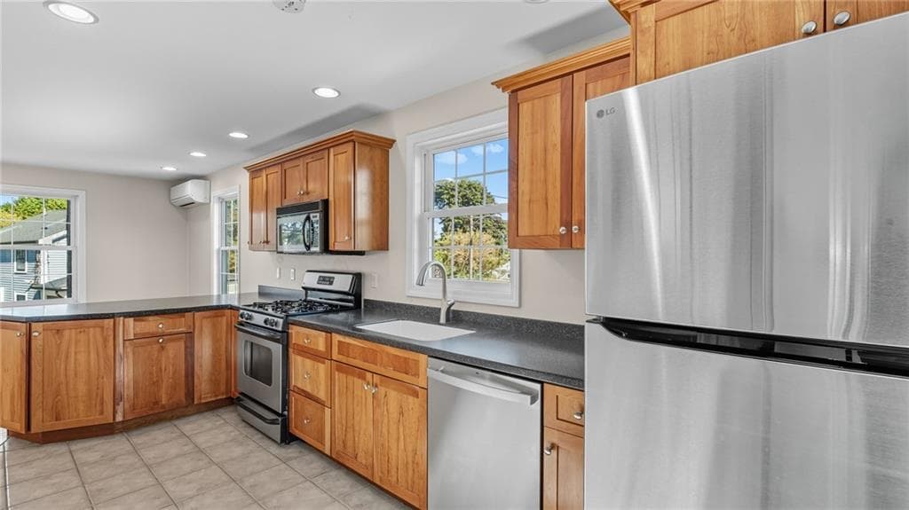 106 Cedar Avenue - Photo 3