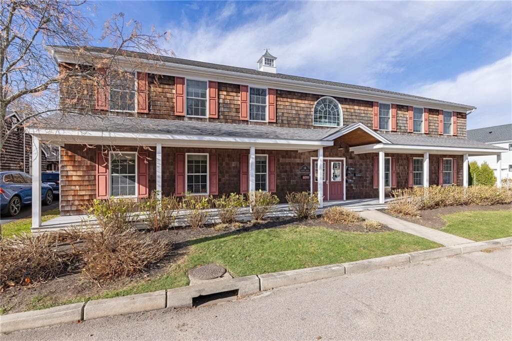 14 Clinton Avenue - Photo 1