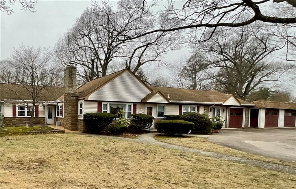 73 Byron Boulevard - Photo 2