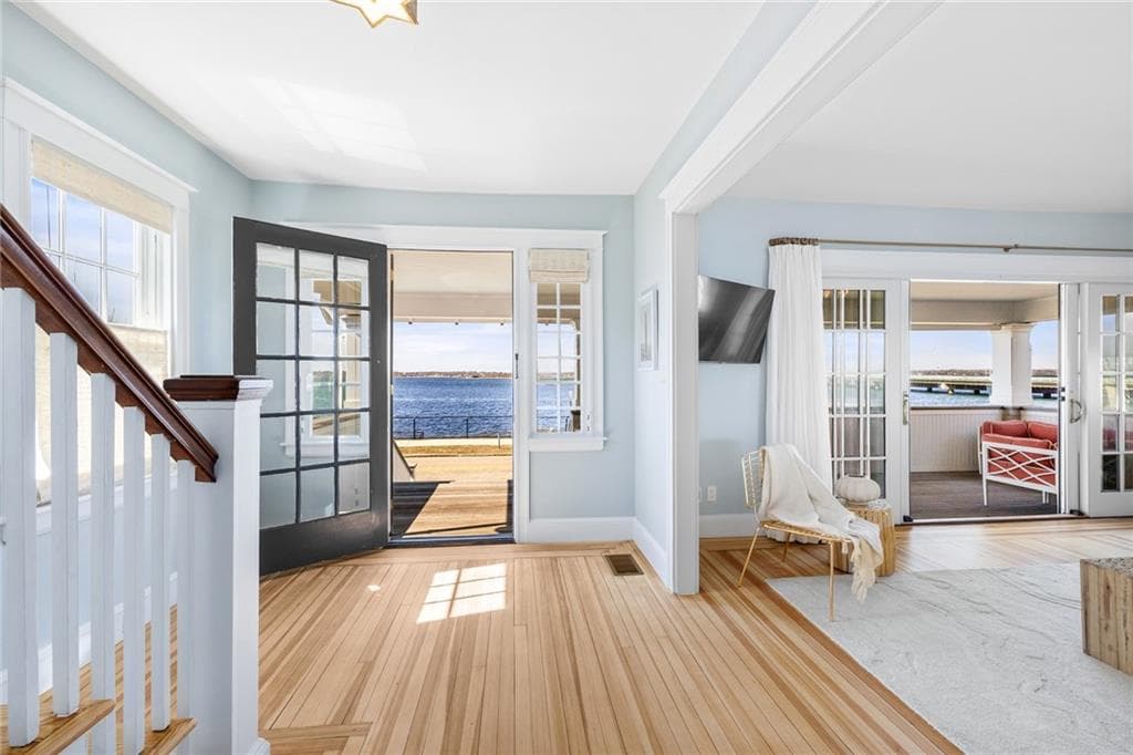 115 Washington Street - Photo 5