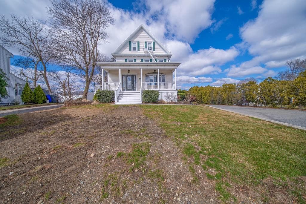 2919 Pawtucket Avenue - Photo 3