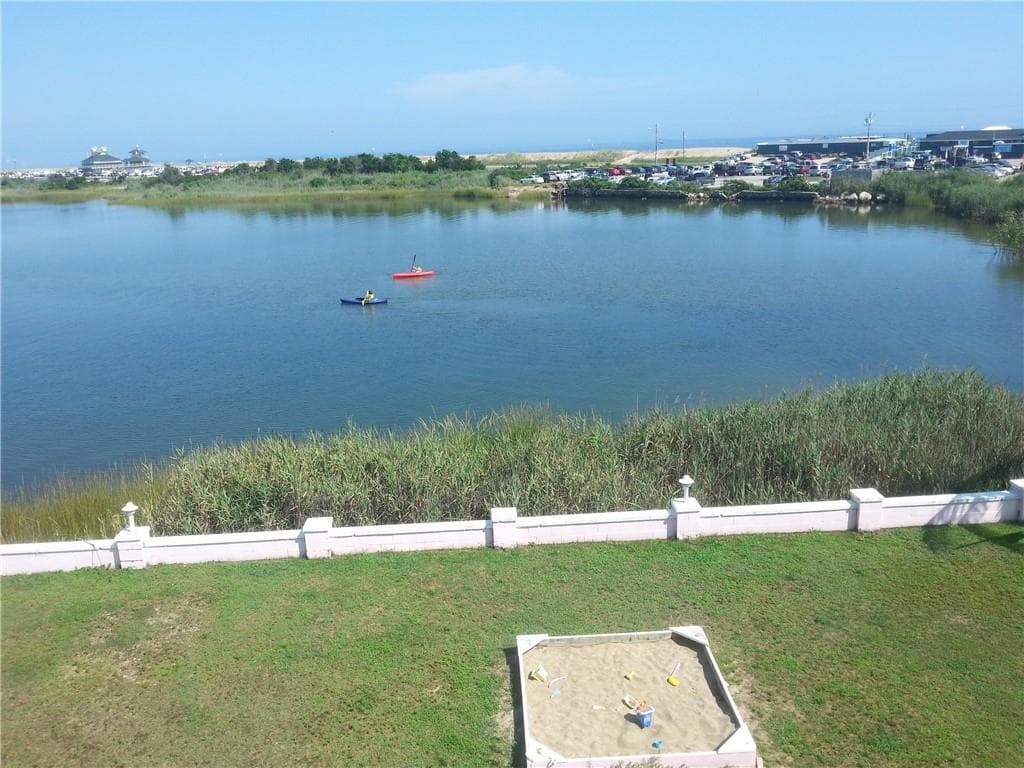 19 Winnapaug Road - Photo 4