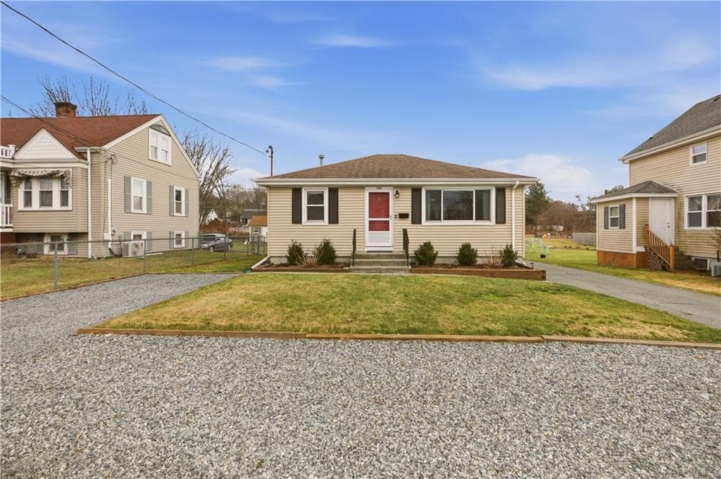 960 Lees River Avenue - Photo 2