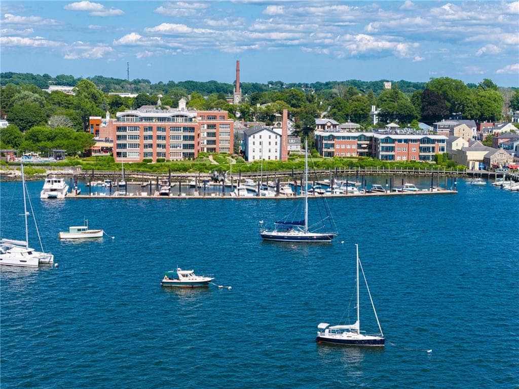 341 Thames Street #S-104 - Photo 3