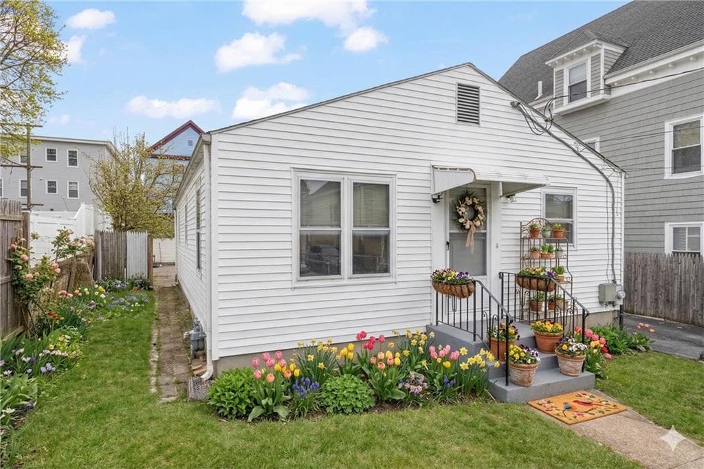 106 Sumner Avenue - Photo 2