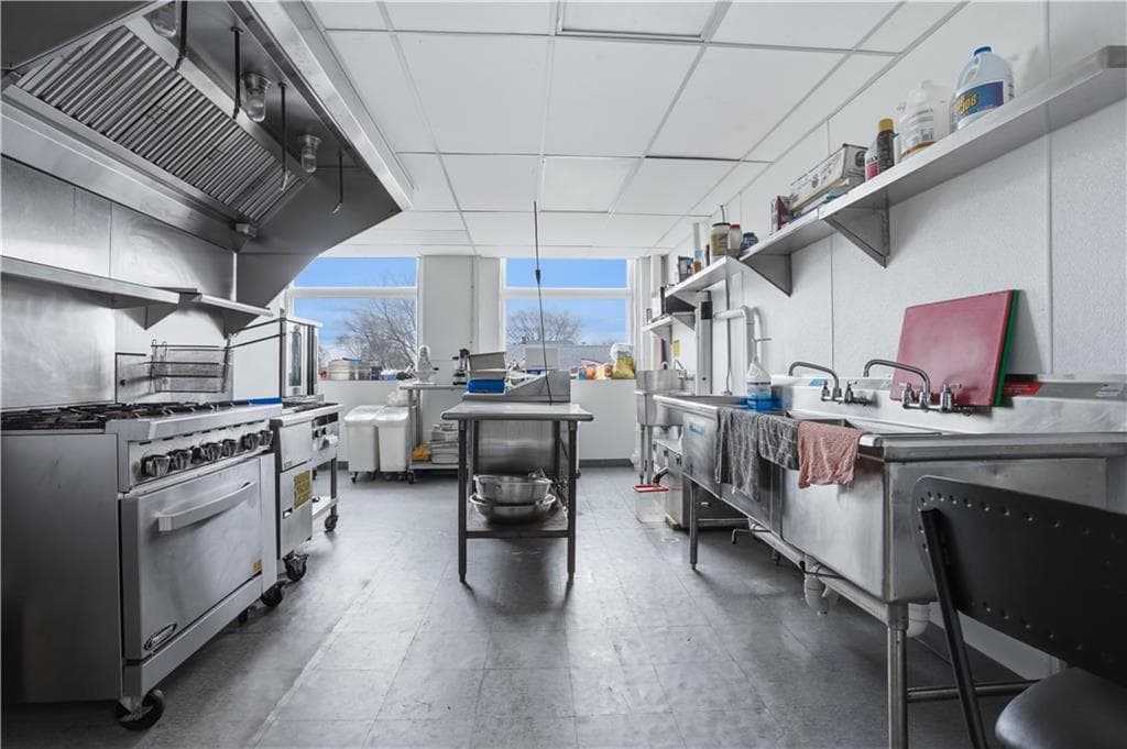 120 Webster Street - Photo 5