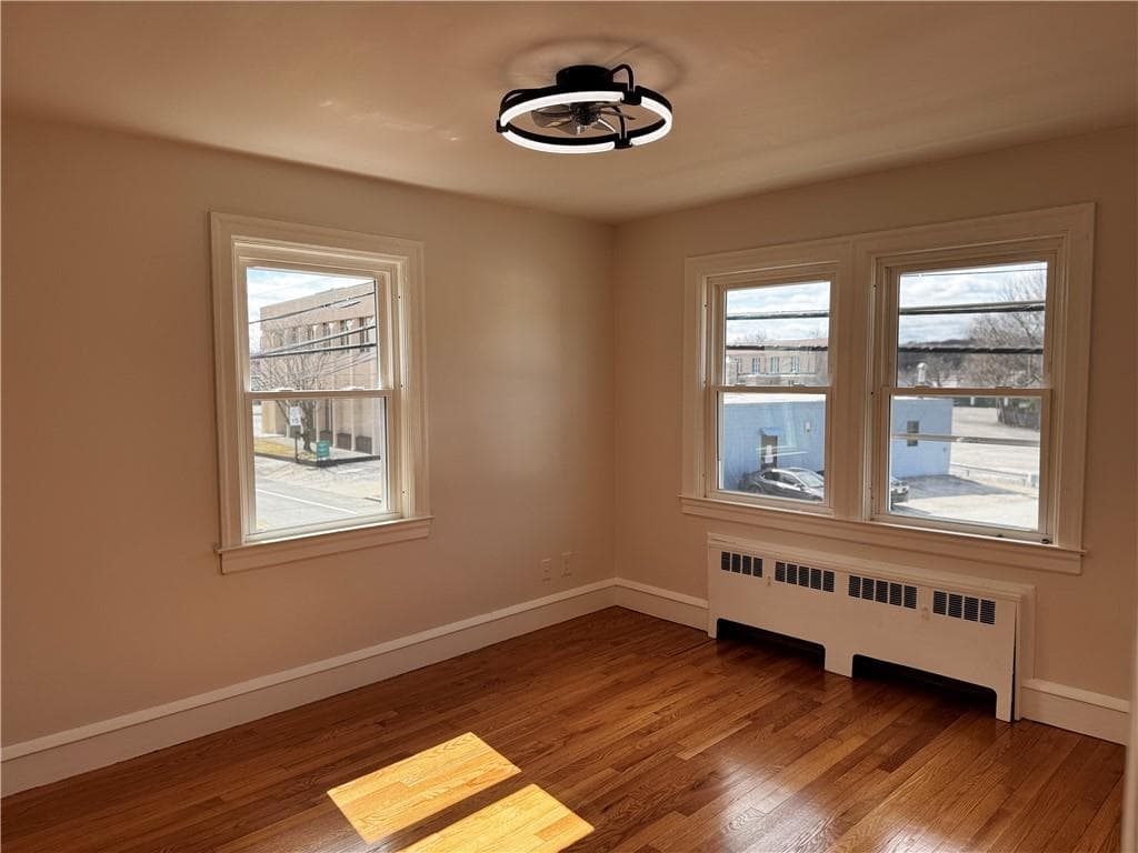 1111 Charles Street - Photo 2