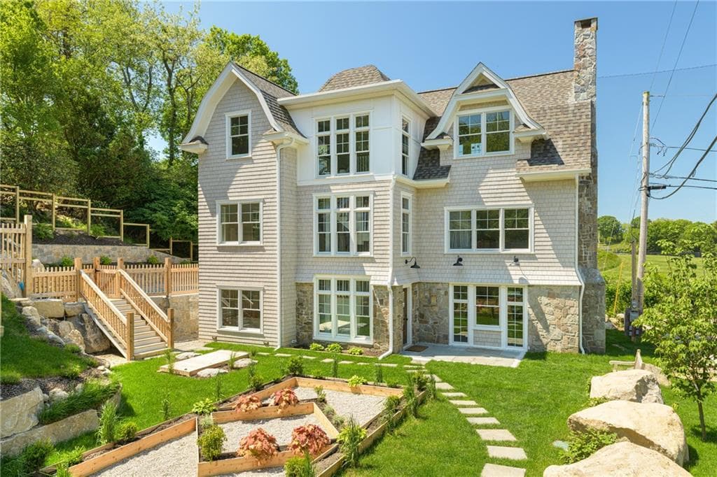 17 East Hills Road - Photo 2