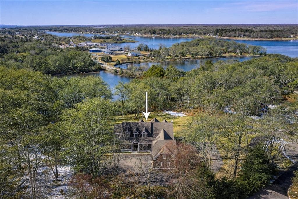 7 Spring Pond Road - Photo 2