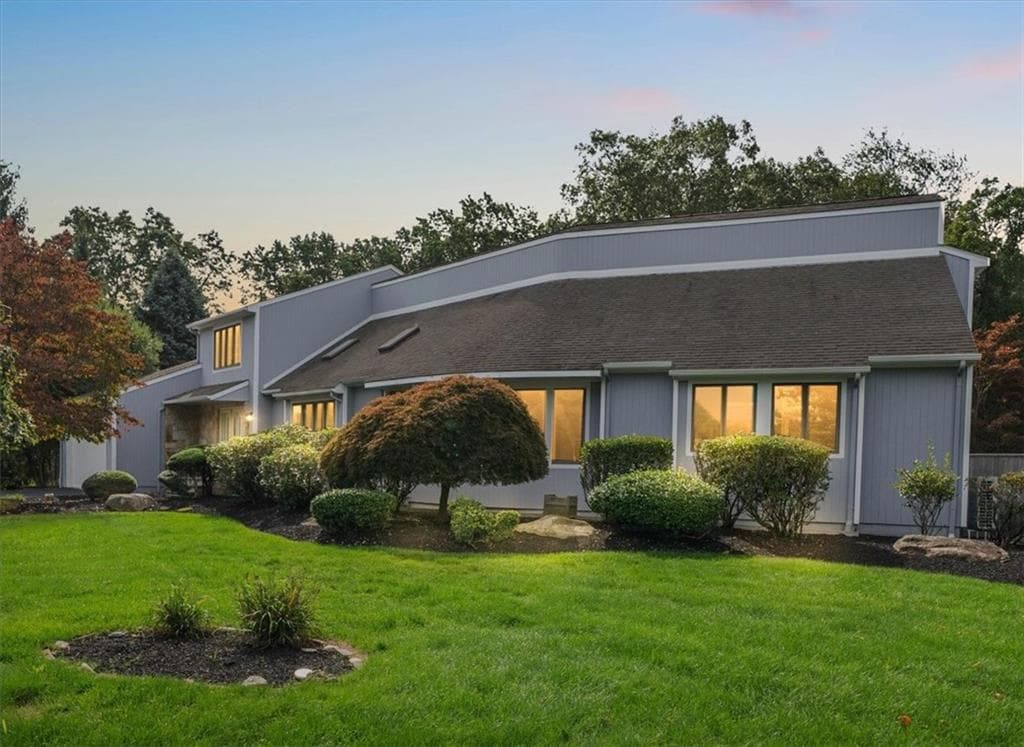 30 Dutchess Drive - Photo 1