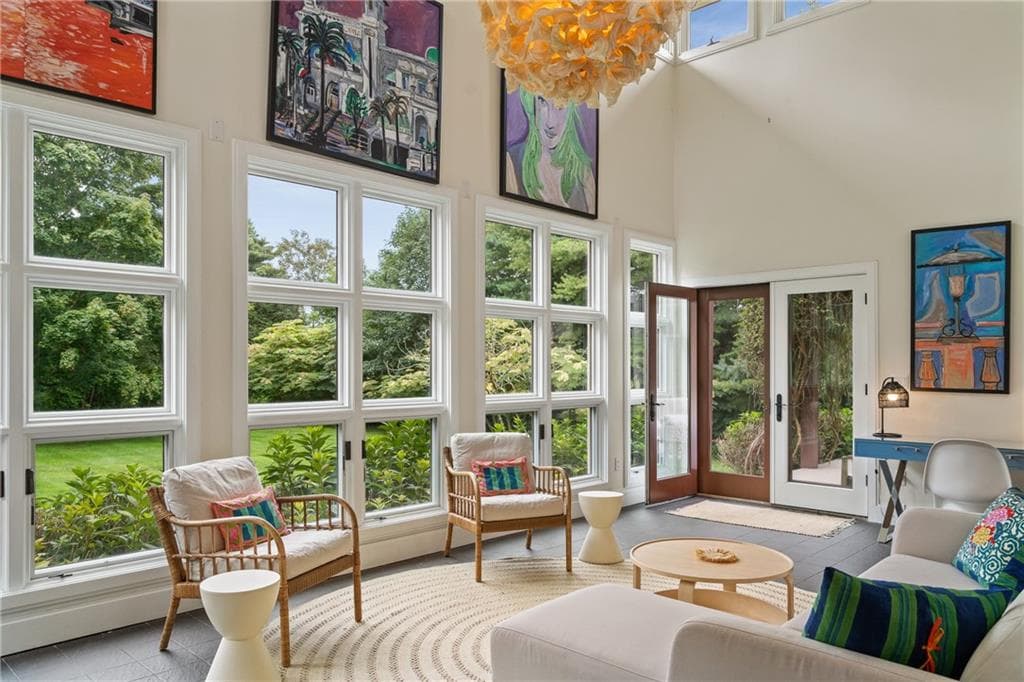 175 Ruggles Avenue - Photo 2