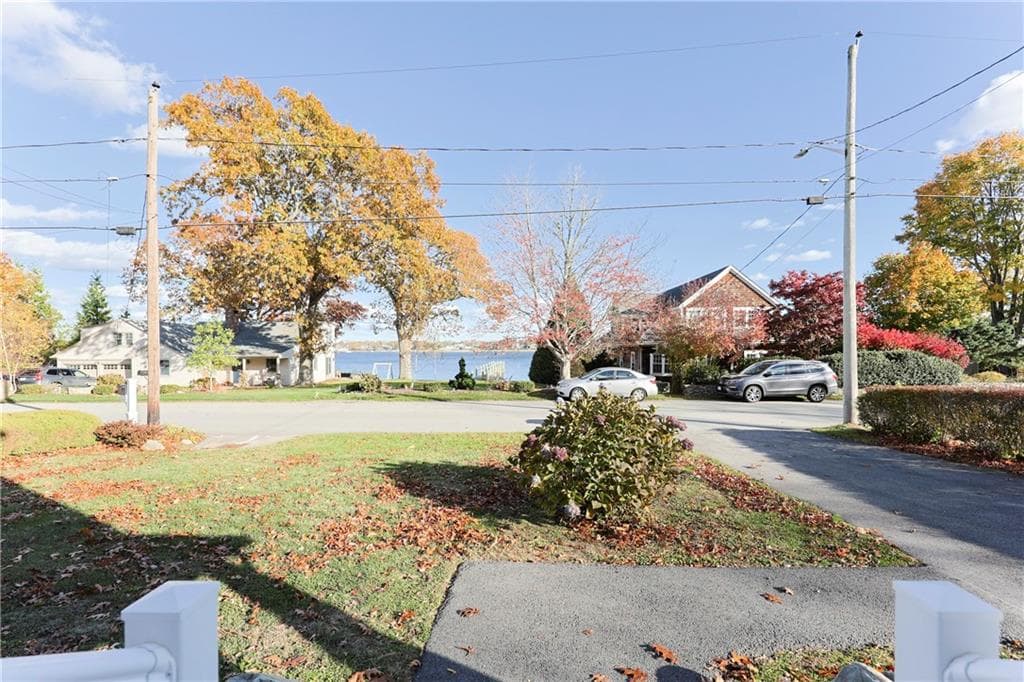 341 Seaview Avenue - Photo 3