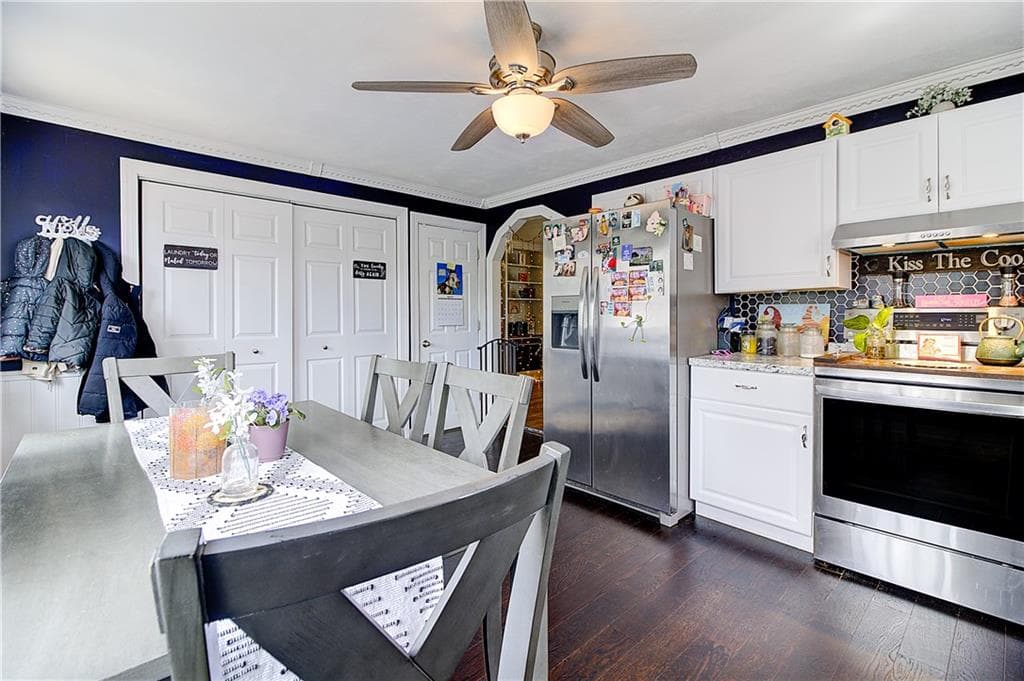 33 Maple Leaf Road - Photo 5