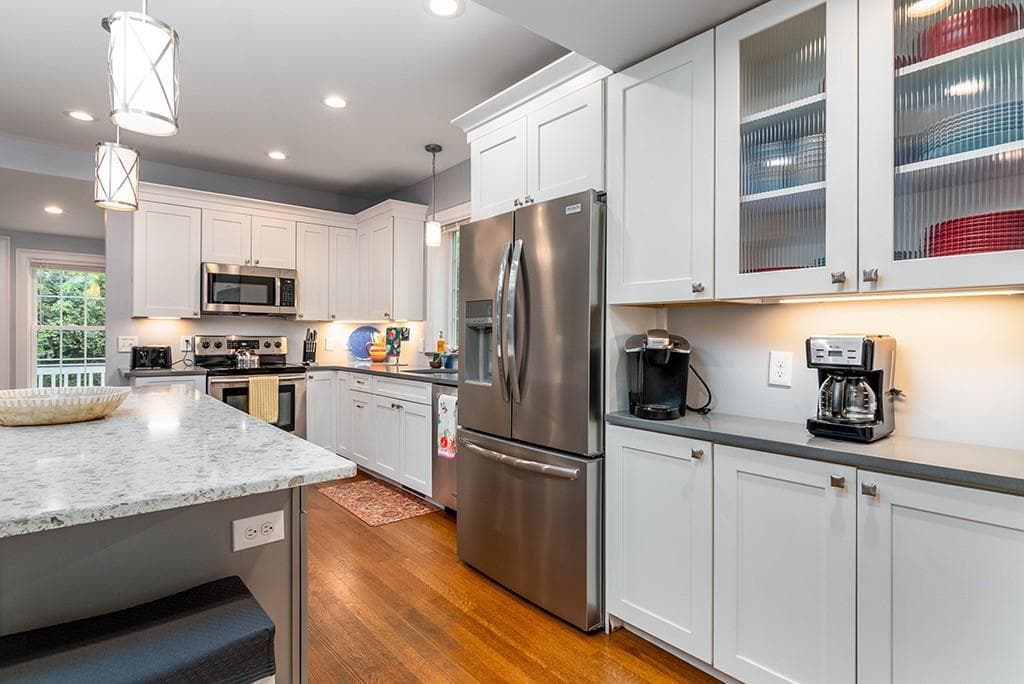 390 Woodruff Avenue - Photo 5