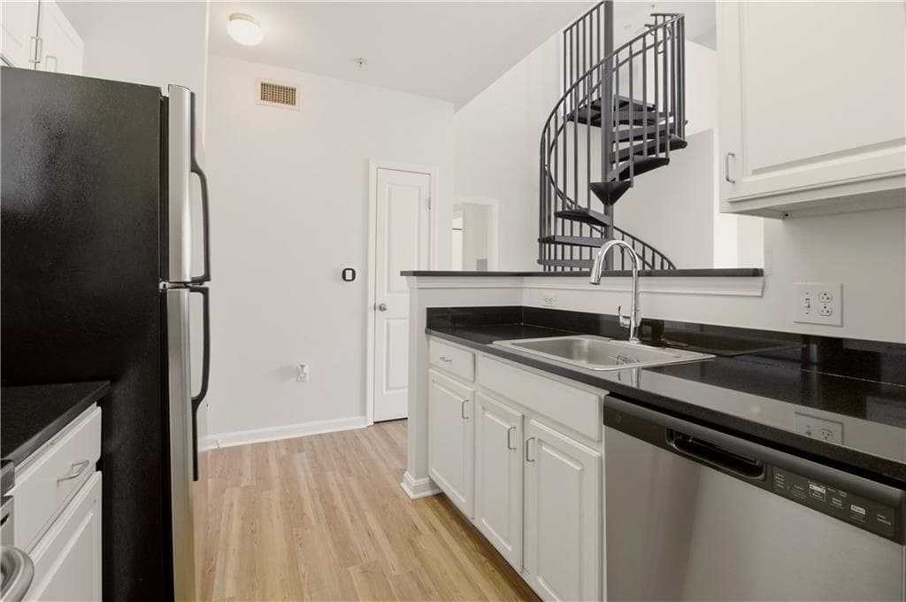 1000 Providence Place #422 - Photo 5