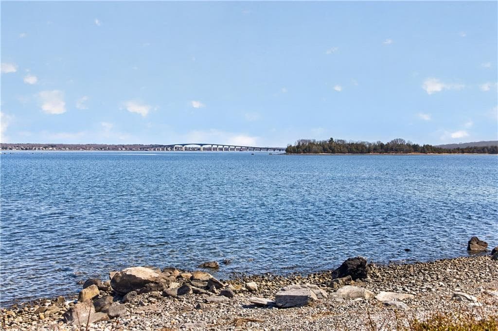 110 Sea View Avenue - Photo 2