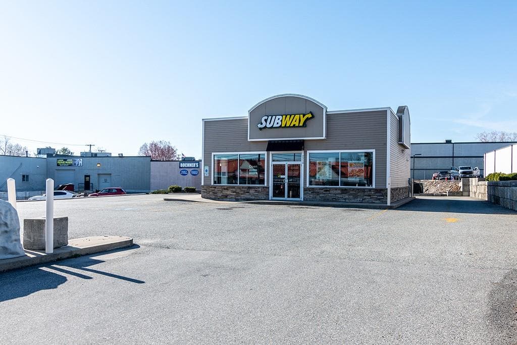 2214 Plainfield Pike - Photo 4