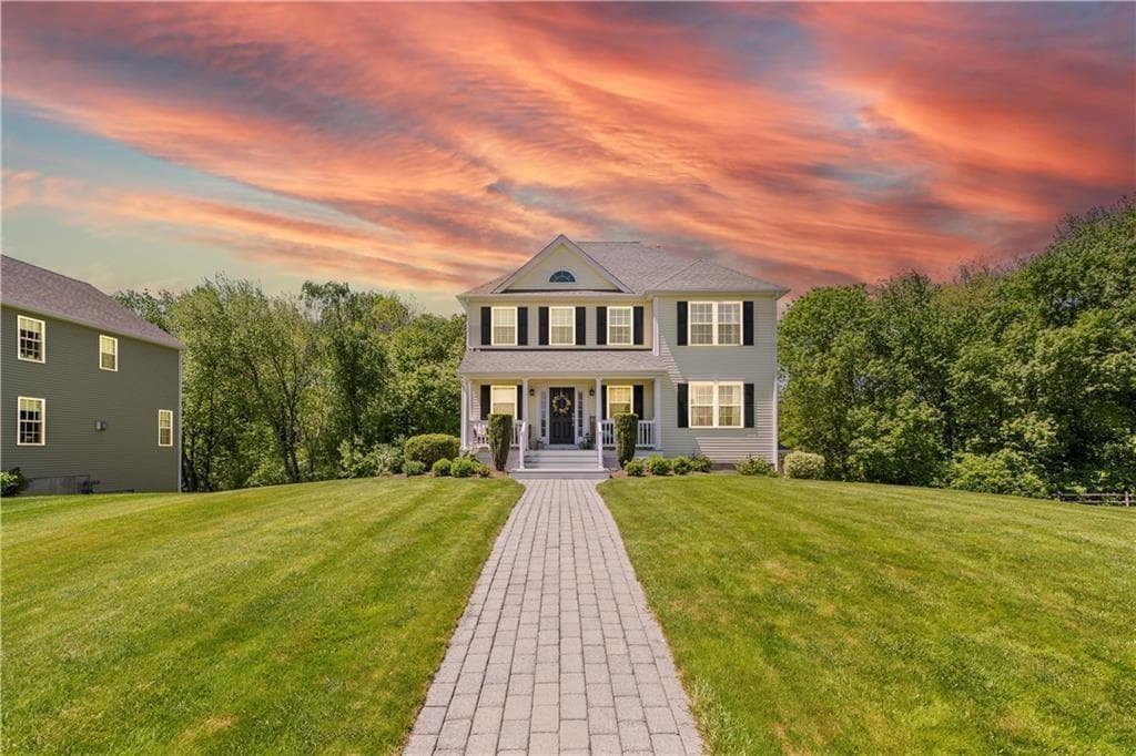 14 Evelyn Way - Photo 1