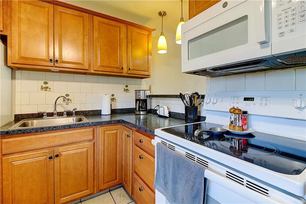 72 West Shore Road #103 - Photo 4