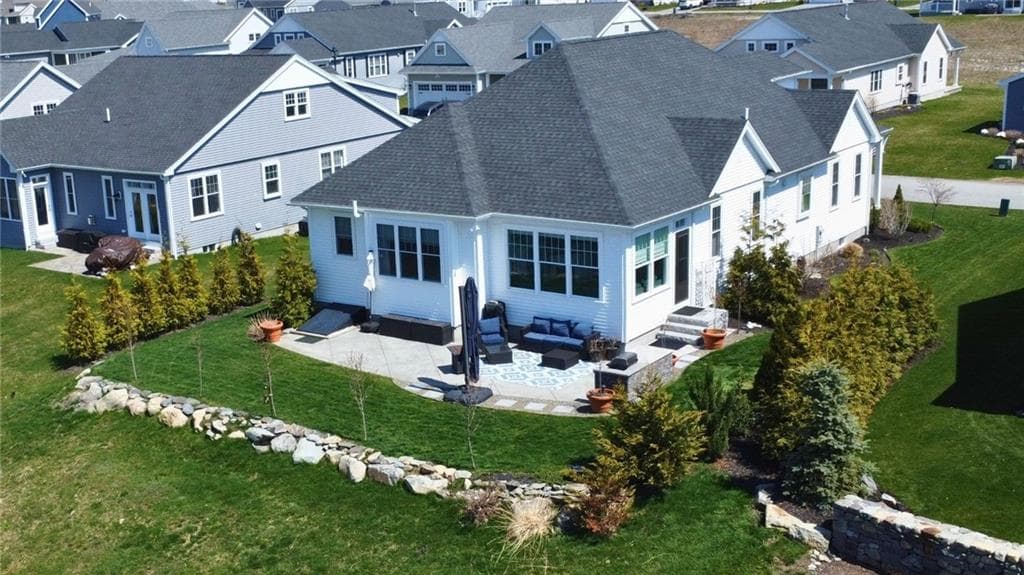 109 Sophia Drive - Photo 2