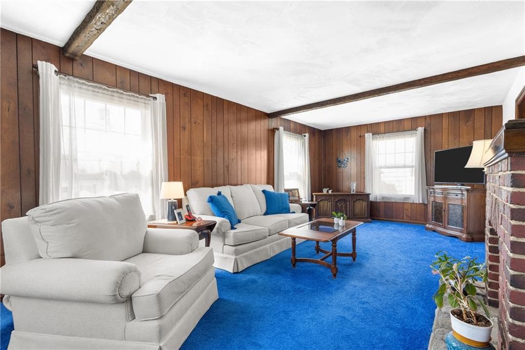 381 Auburn Street - Photo 4