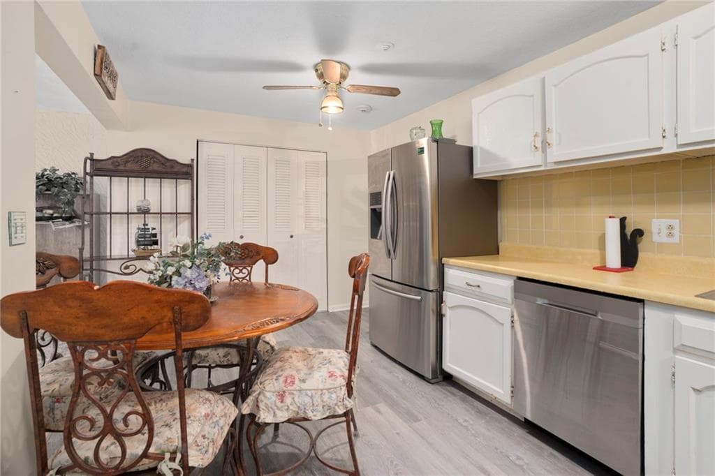 1190 Charles Street #18 - Photo 4