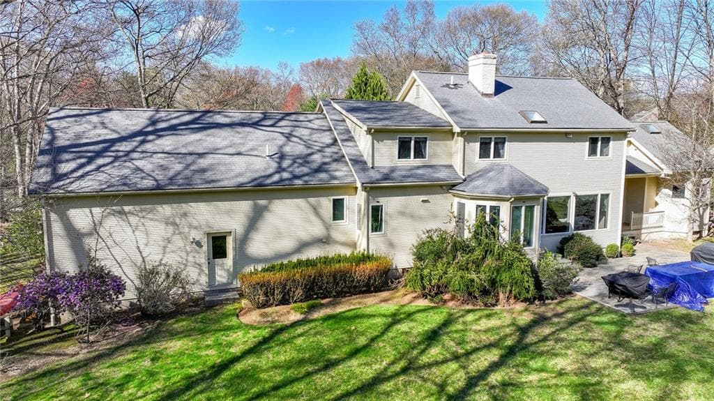 40 Suffolk Way - Photo 5