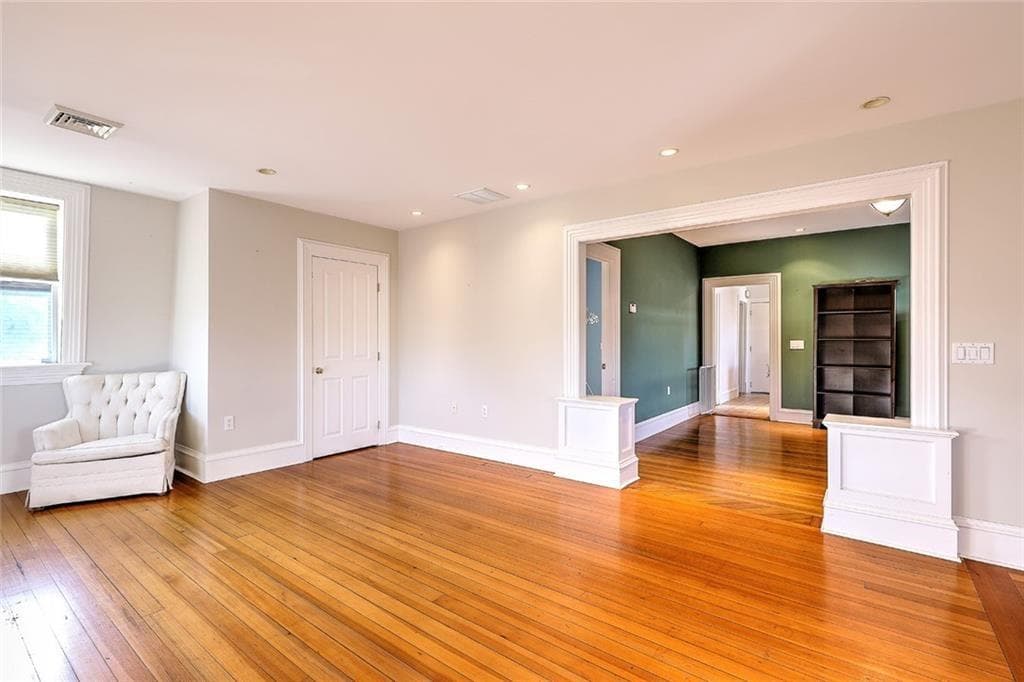 225 Carpenter Street #3 - Photo 2