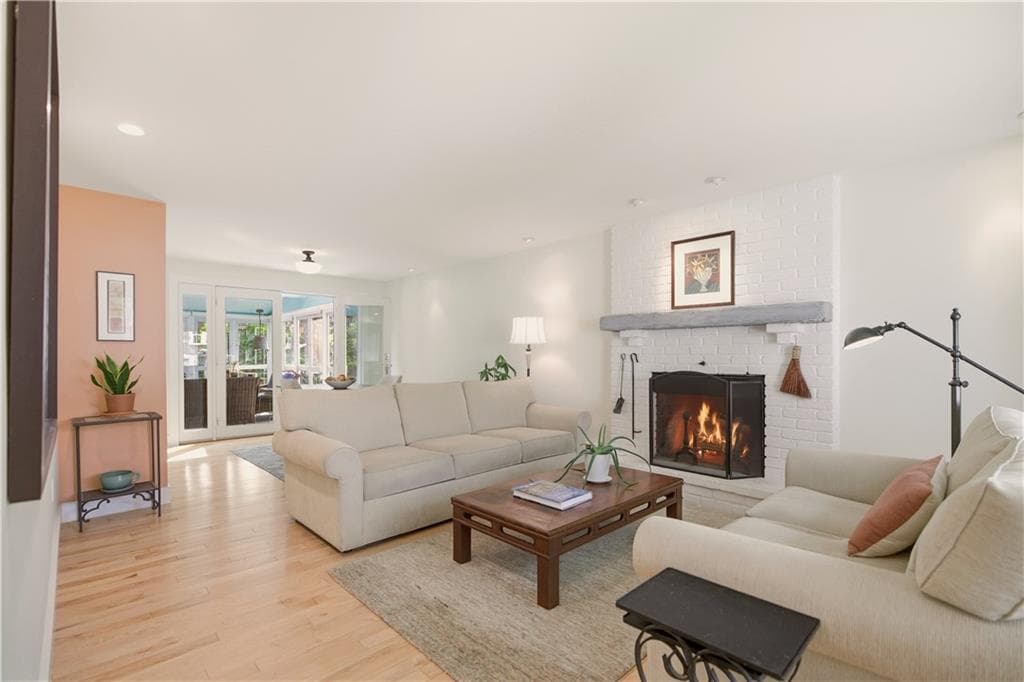 64 Lawndale Drive - Photo 4