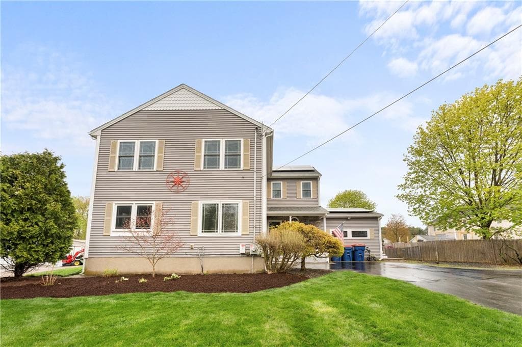 2 Burnside Avenue - Photo 3