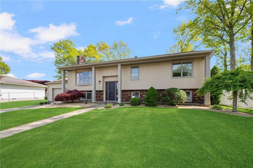 7 Robins Way - Photo 2